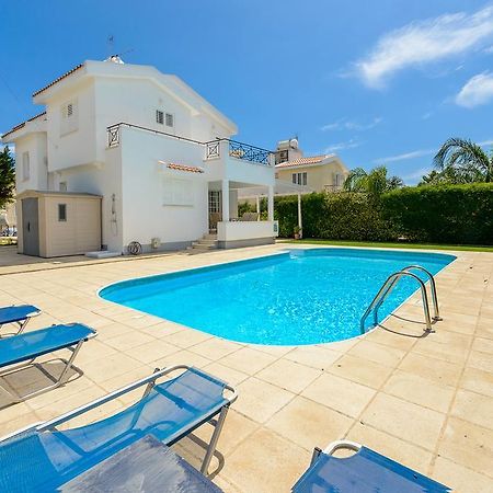 Merab Center Villas Agia Napa Zimmer foto